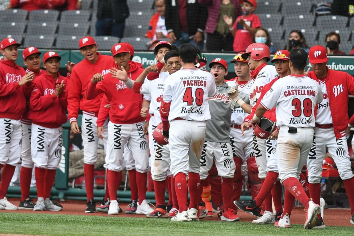 Diablos Rojos del México emparejan la serie frente a los Pericos de Puebla en la Liga Invernal de Beisbol
