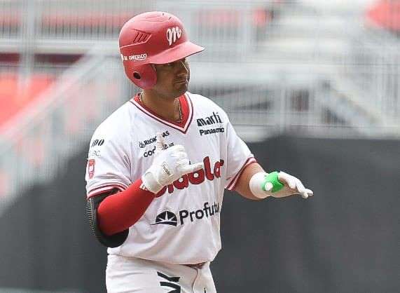 Diablos Rojos del México emparejan la serie frente a los Pericos de Puebla en la Liga Invernal de Beisbol