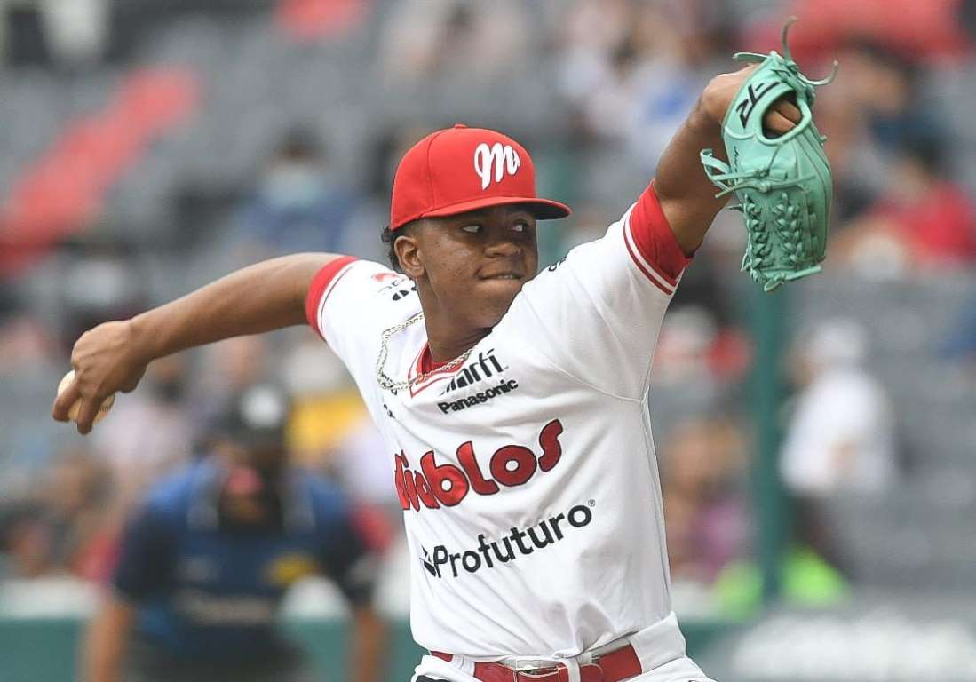 Diablos Rojos del México emparejan la serie frente a los Pericos de Puebla en la Liga Invernal de Beisbol