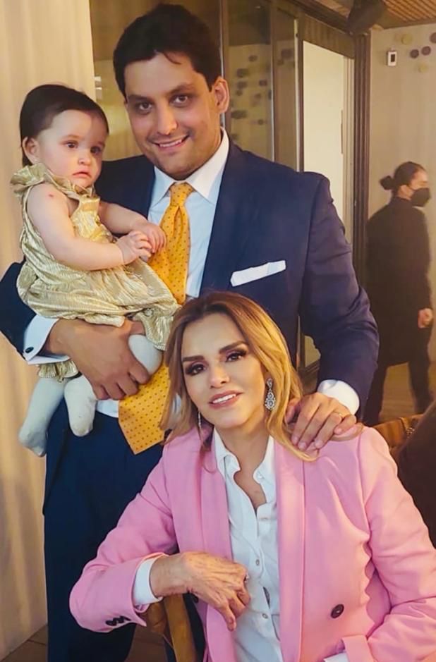 LUCÍA MÉNDEZ Celebra el Bautizo de su nieta VICTORIA