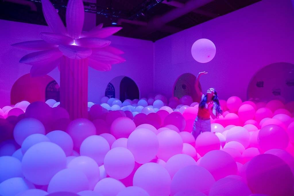 Instalaciones de Bubble Planet — Un universo sensorial para todas las edades