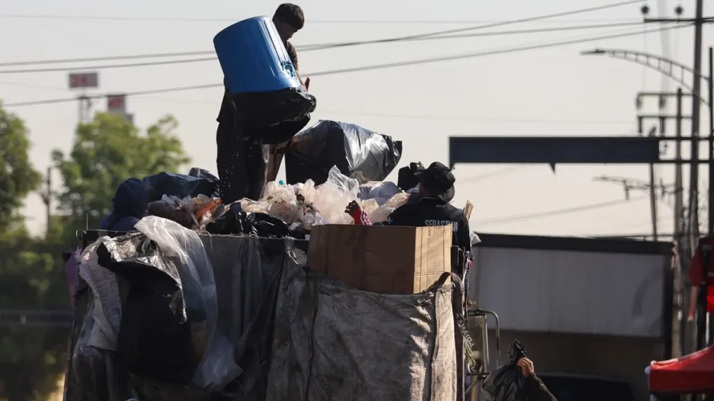 Camión recolector de basura de Ciudad de México.