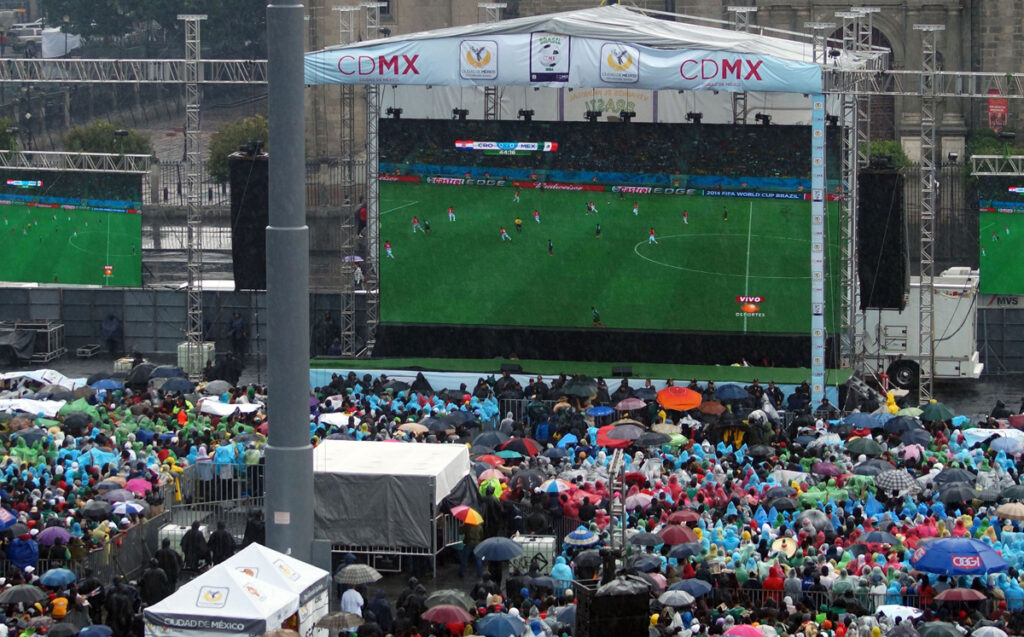 Pantalla en el zocalo